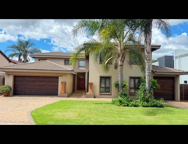 4 BEDROOM HOUSE FOR SALE IN MIDLANDS ESTATE